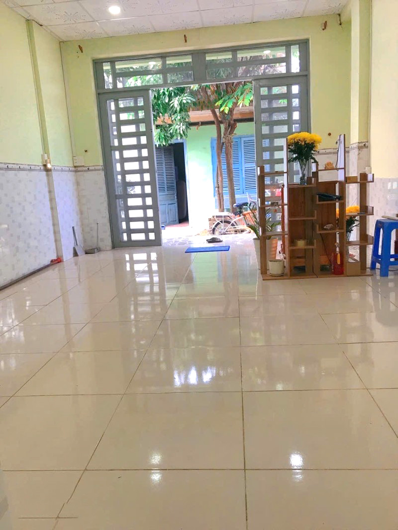 Bán Nhà 2 Tầng Hẻm Xe Hơi 50m2 2PN Gần Ngã Tư Thủ Đức Hiệp Phú Chỉ hơn 3 tỷ Hiếm Có - Ảnh chính